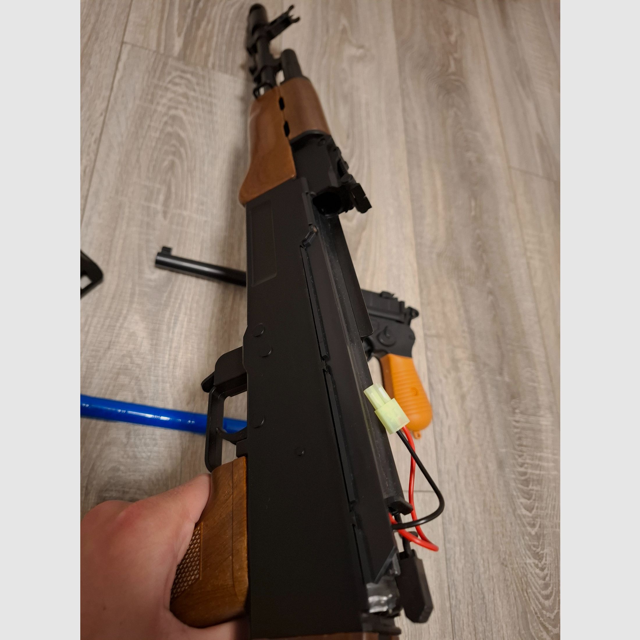 Well AK 74 M aeg <0,5 Joule+ Mauser C96 Federdruck , Bild 10 von 11