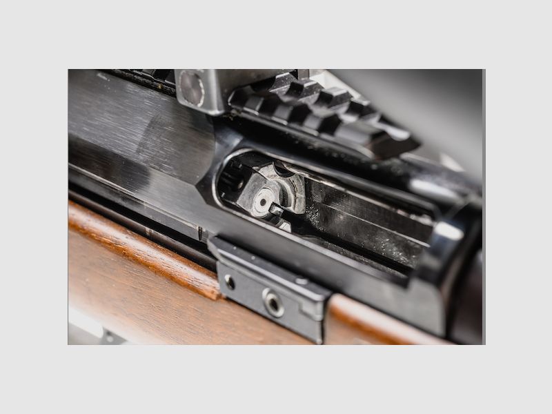 HK 770 - Semi-automatique, verre Zeiss, bipied Harris, chargeur de 10 coups.