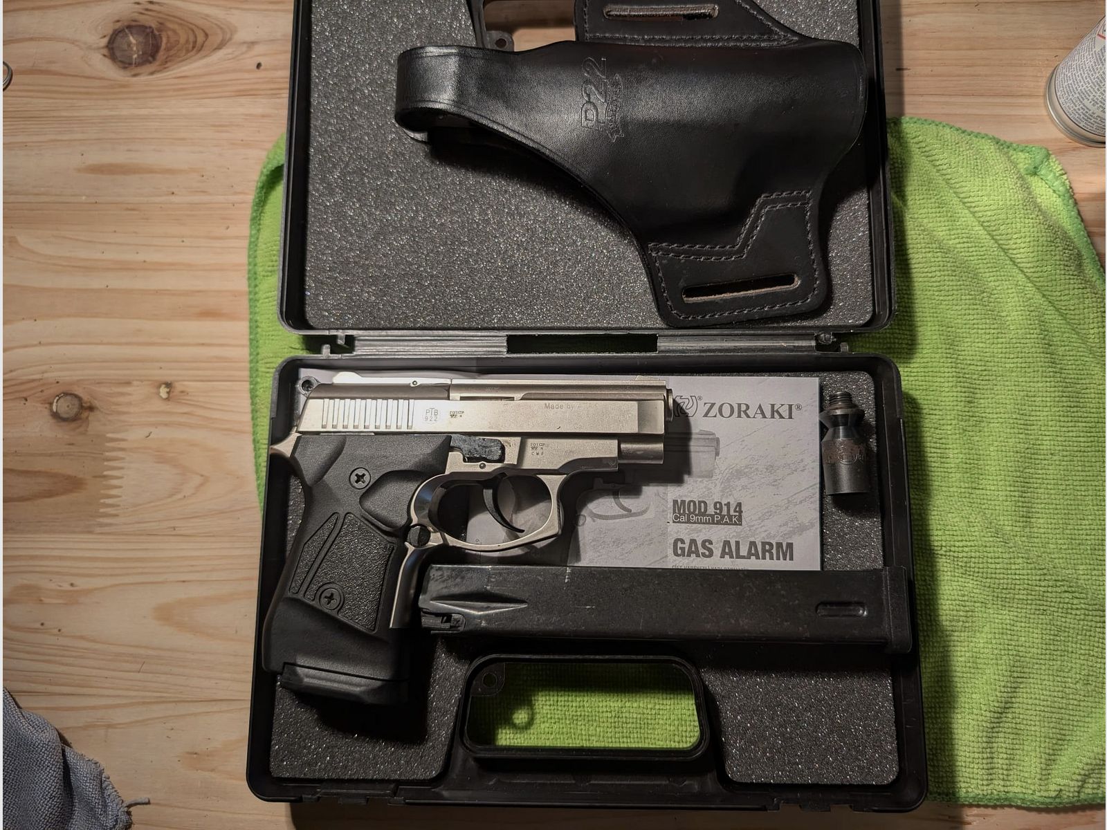 Zoraki Mod. 914 9mm P.A.K. PTB 922 incluido funda y 2 cargadores