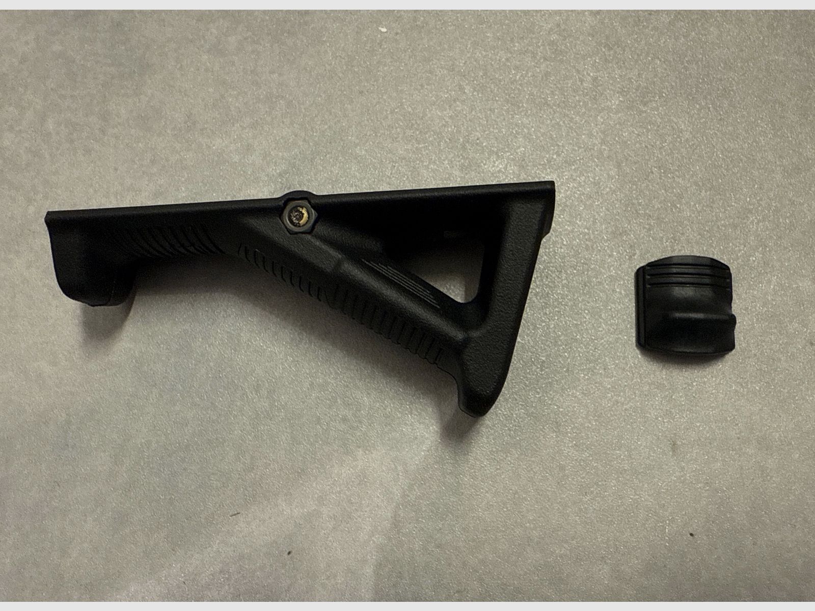 Magpul AFG 2 Vordergriff angewinkelt