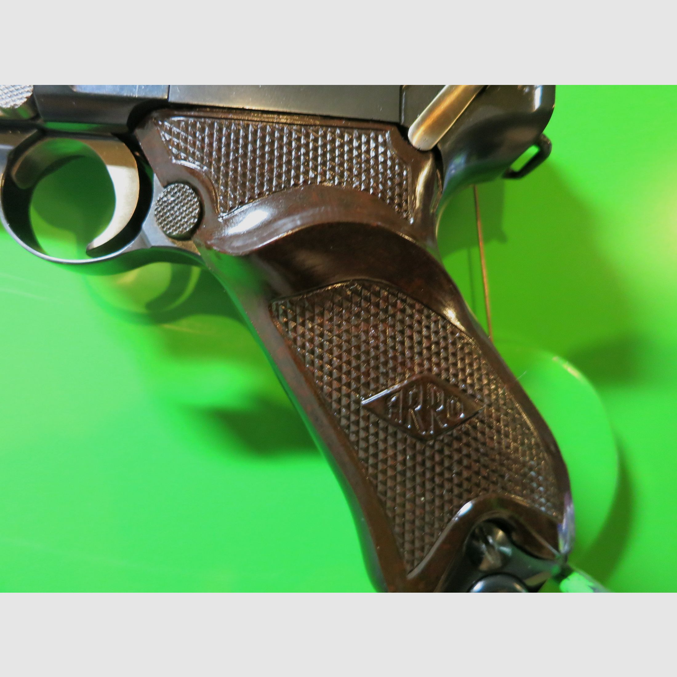 Deutsche Waffen- und Munitionsfabriken (DWM) , Pistole 08 P08, Pistole 1904, Marinepistole Modell 1904, 9 mm Luger     #47-