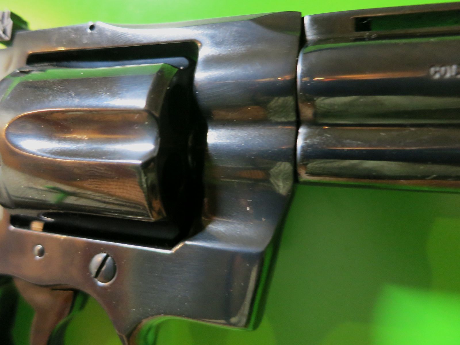 1985 COLT PYTHON, Royal Blue, .357 Magnum, 6" barrel, rubber sport grip #19-