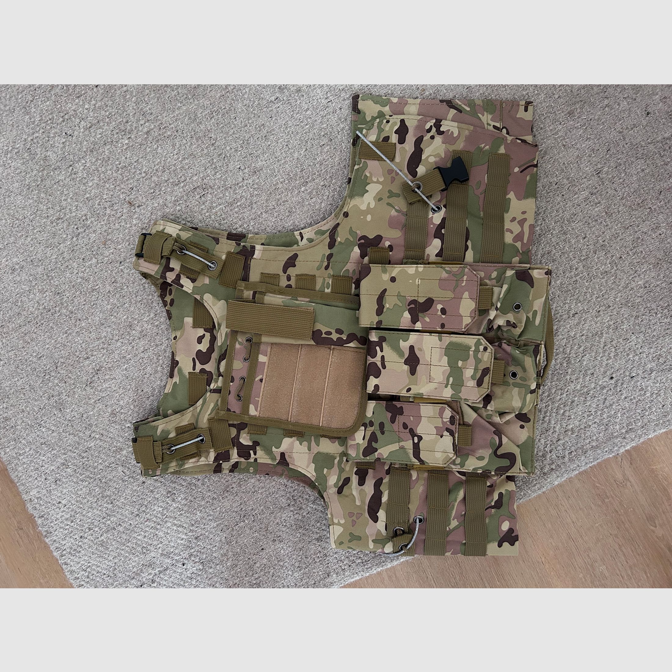 G&G Combat Machine CM16R2 mit umfangreichem Zubehör
