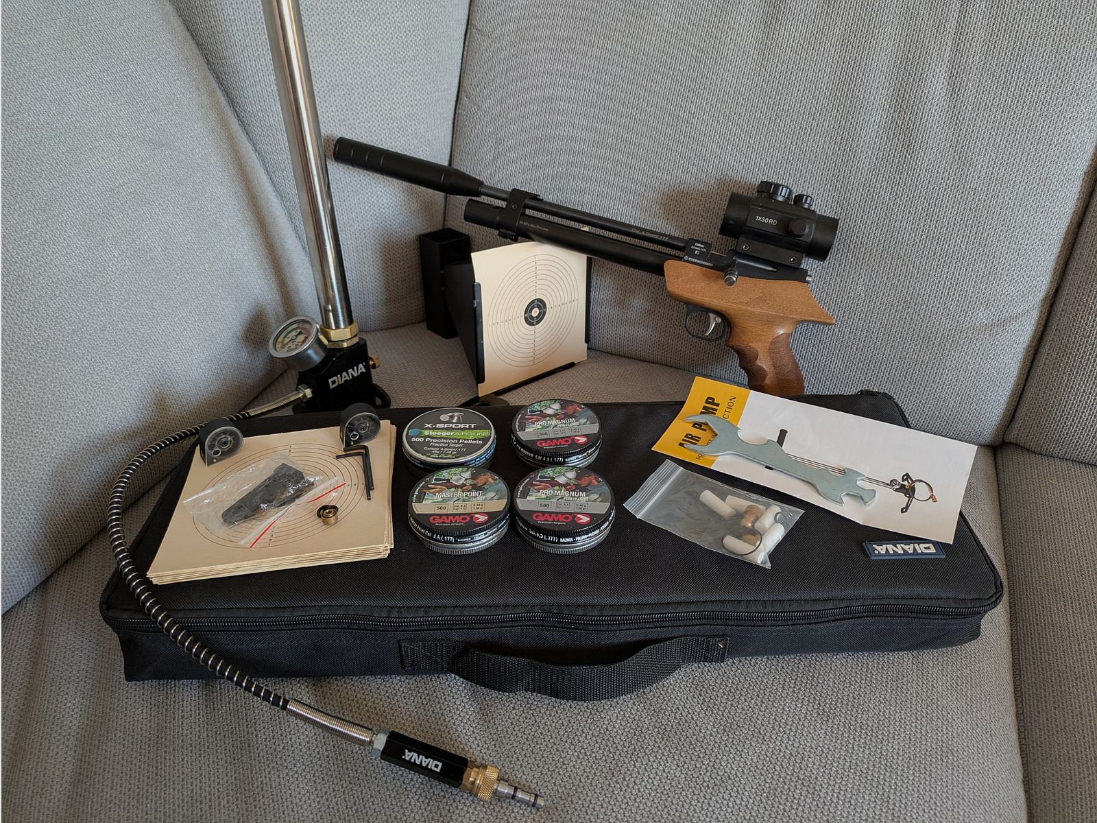 Diana Bandit pistolet pneumatyczny 4,5 mm Gen I zestaw kompletny