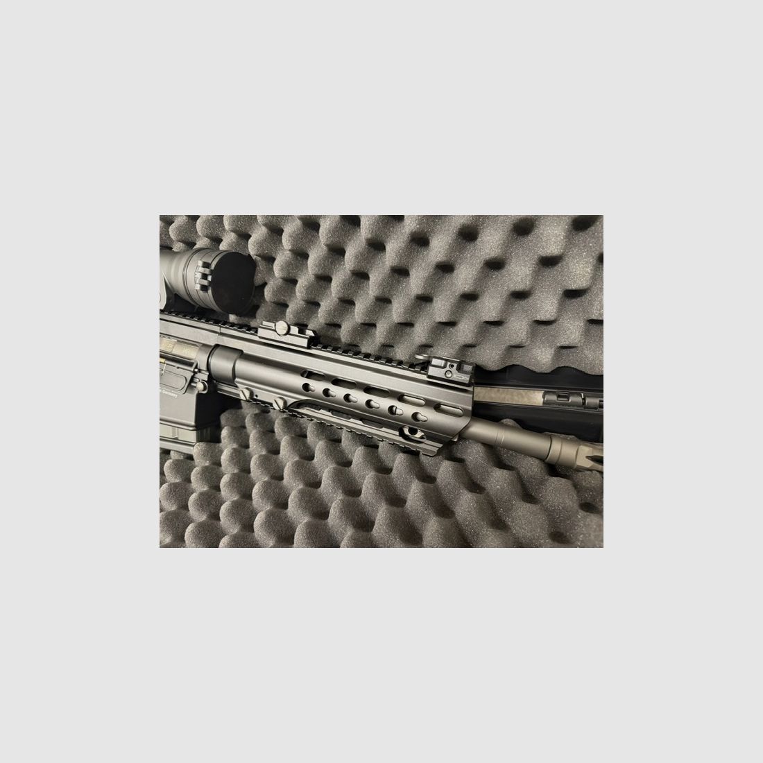 Heckler u. Koch MR308 13" incl. Elcan Specter DR 1,5x / 6x Kal. 7.62, FDE Zielfernrohr