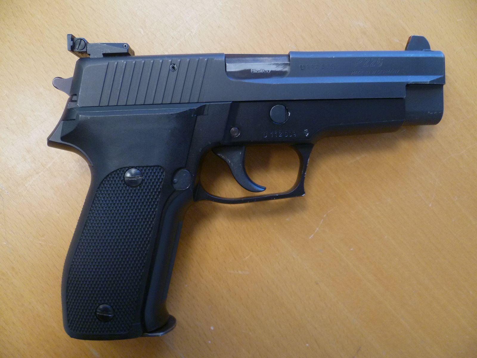 Pistole SIG Sauer P226 9mm Luger