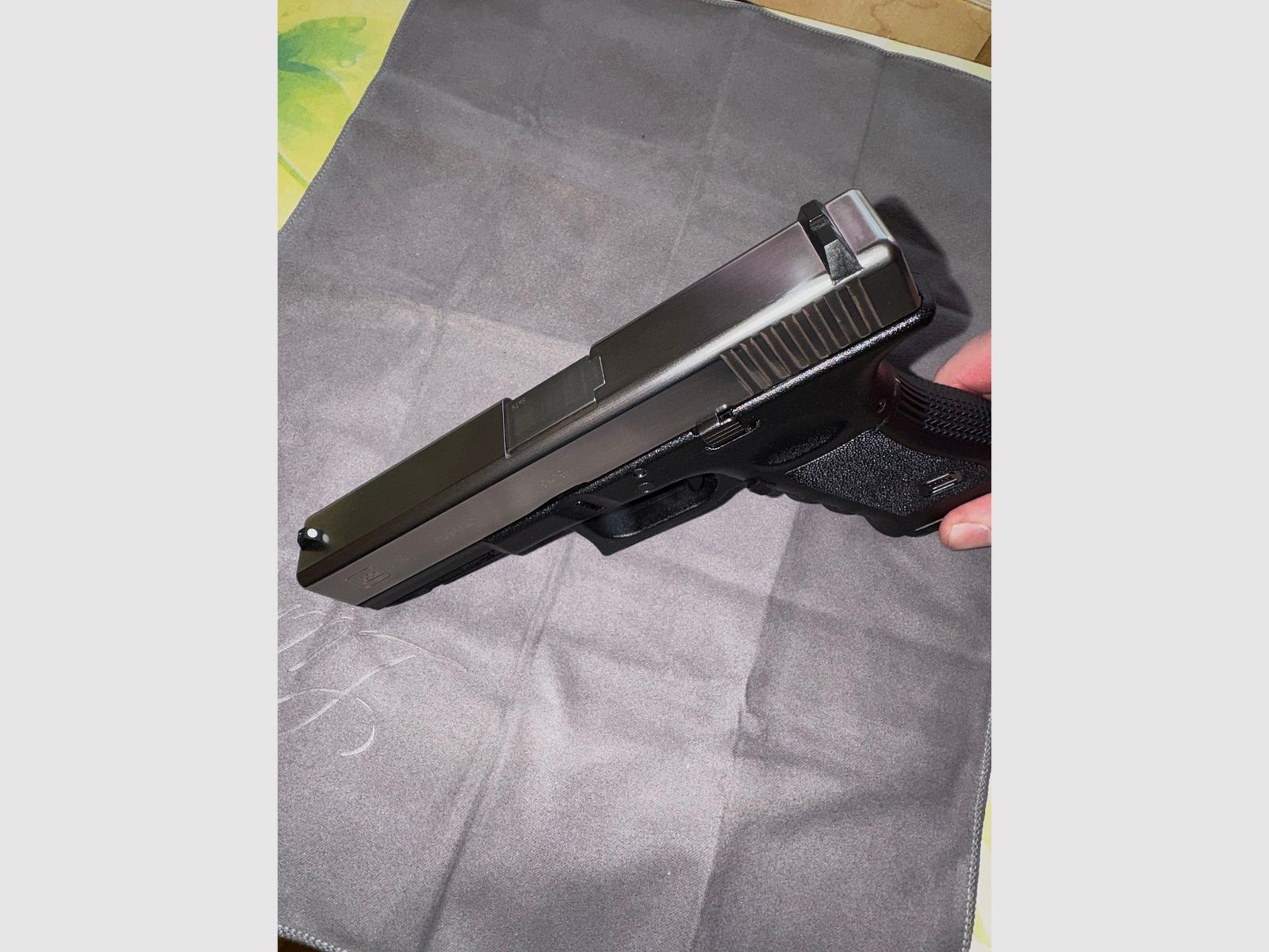 GHK Glock 17 Stahl Einzelstück Stainless GBB 6mm