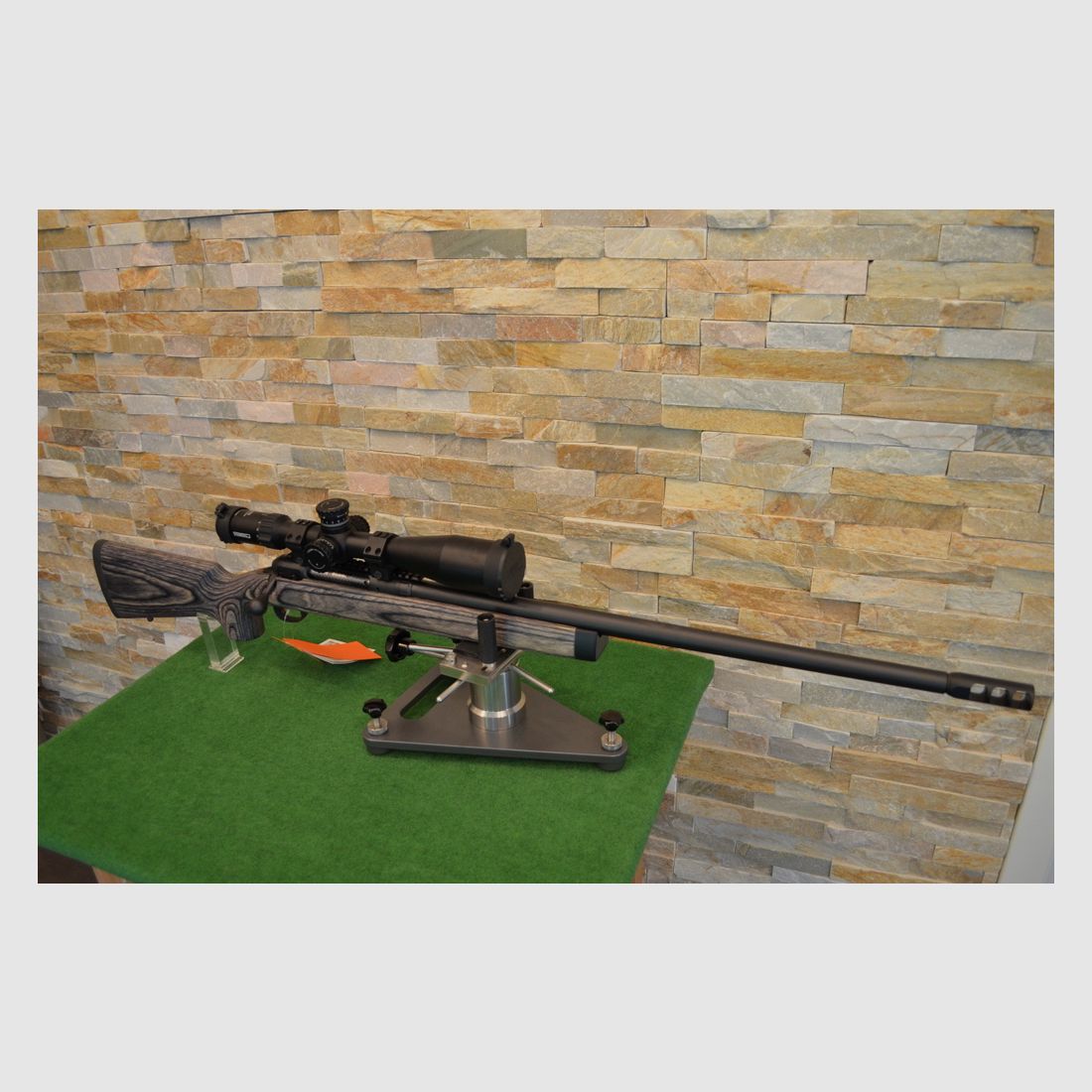 Savage Arms Model 112 Magnum Target