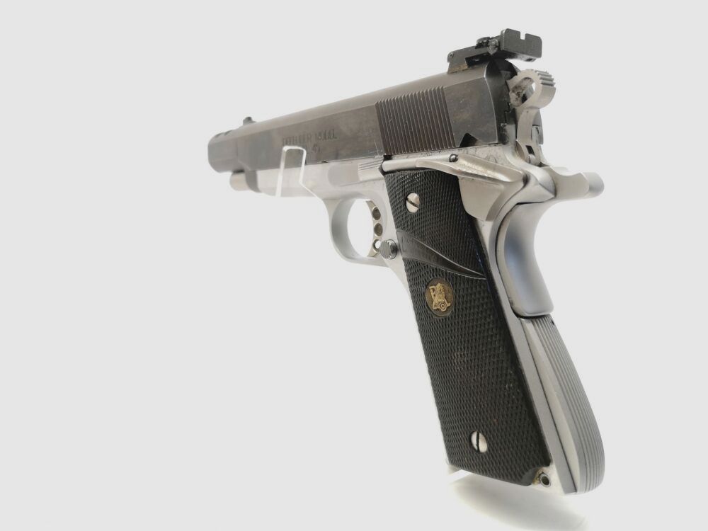 Springfield 1911 A1 Defender