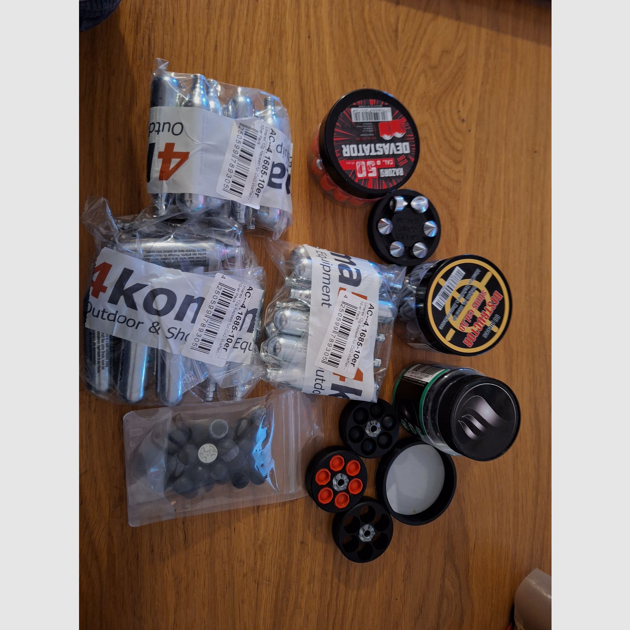 Set gigante per revolver CO2 50 HDR, tre caricatori, proiettili diversi, cartucce CO2