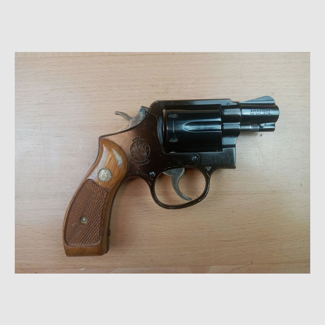 Smith & Wesson M 12 Airweight