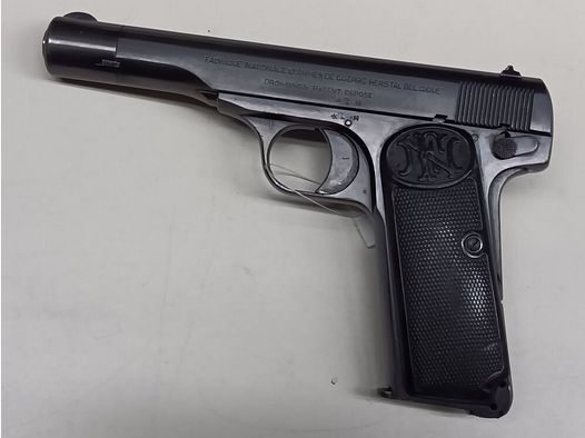 FN - Fabrique Nationale D`Armes De Guerre - Herstal - Belgique Mod. 1910/22 " Königin Wilhelmina "