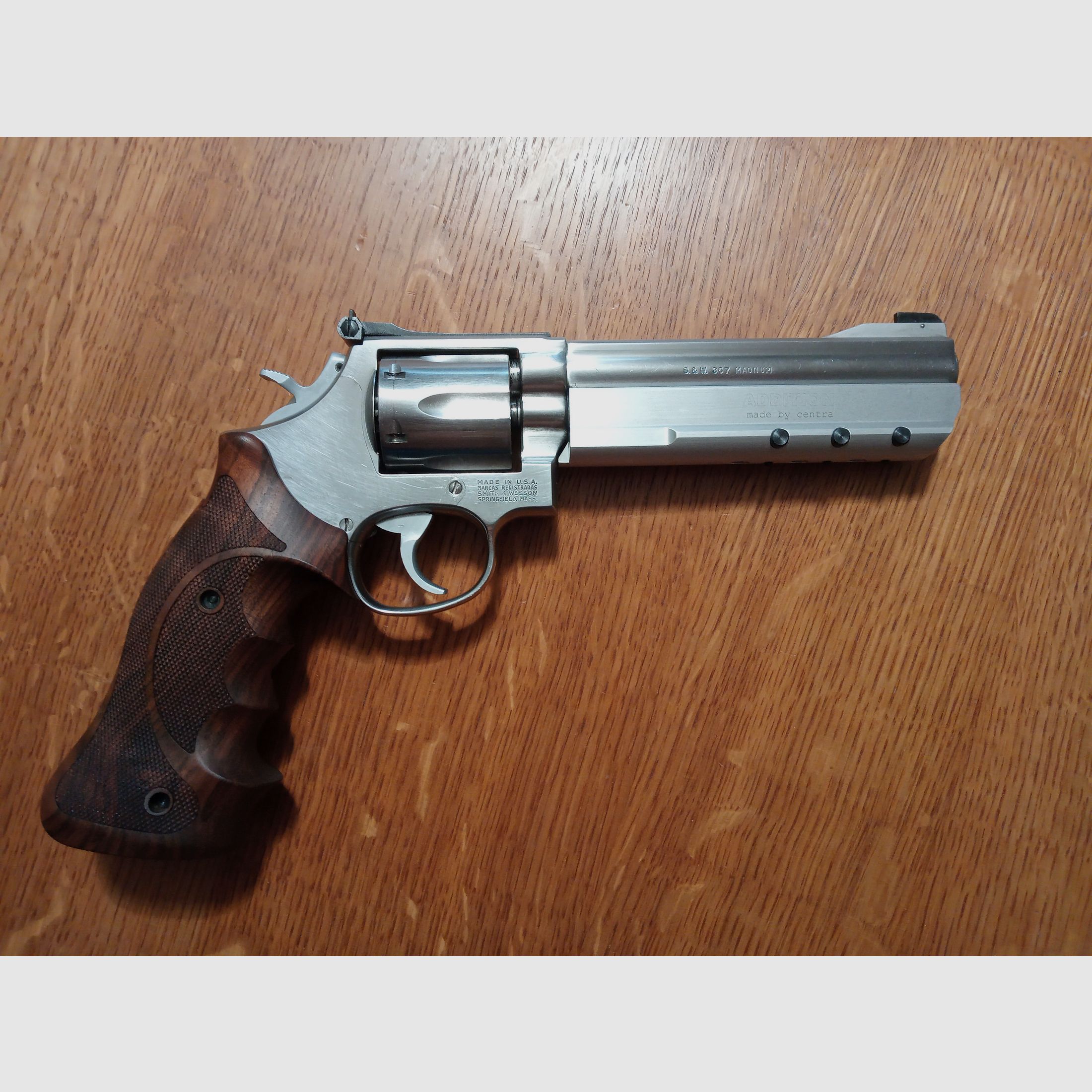 Revolver S&W 686  -  6 Zoll  -  .357Mag.