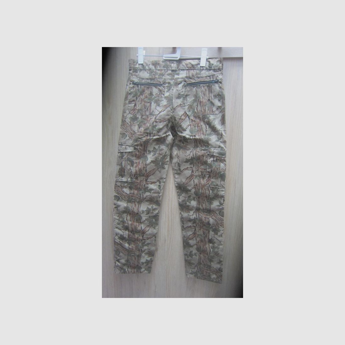 PANTALON BENI FEUILLES REF 630, image 3 sur 3