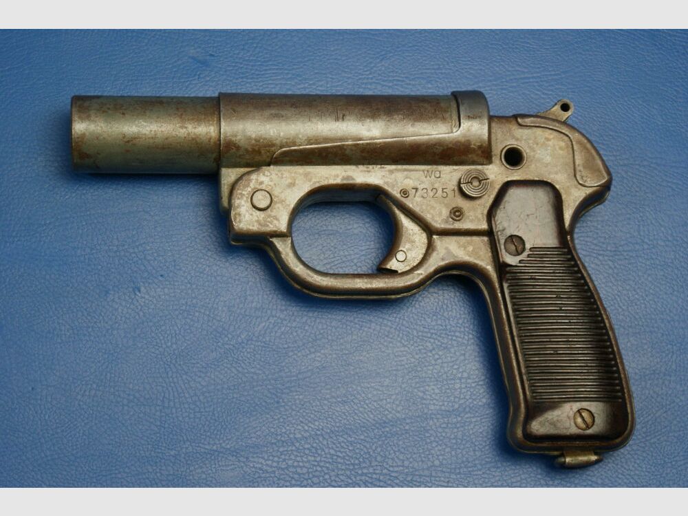 Schneider Hugo LP42 4 (Señal)