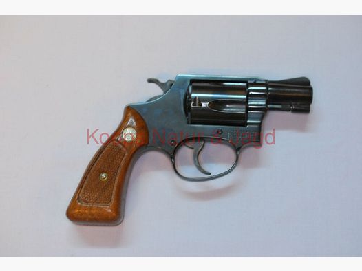 Smith & Wesson	 36