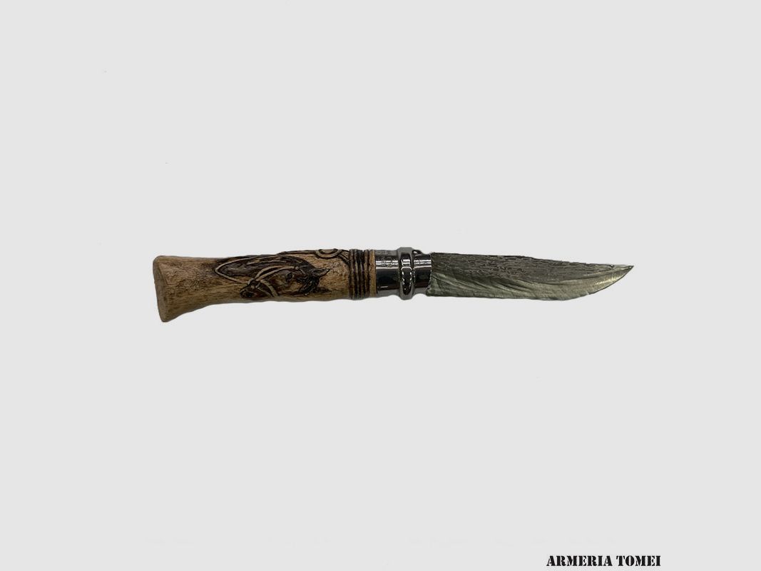 COLTELLO – OPINEL – N.9 CARBONIO CON DISEGNO – CAVALLO – REALIZZATO A MANO, immagine 1 di 2