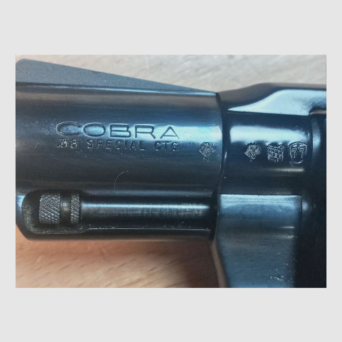 Colt	 Cobra