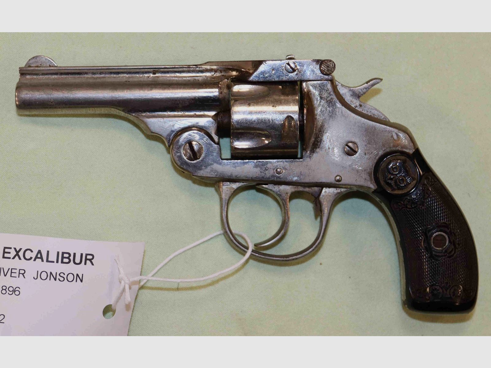 Revolver Iver Johnson Modell 1896 Kaliber .32, Bild 1 von 4