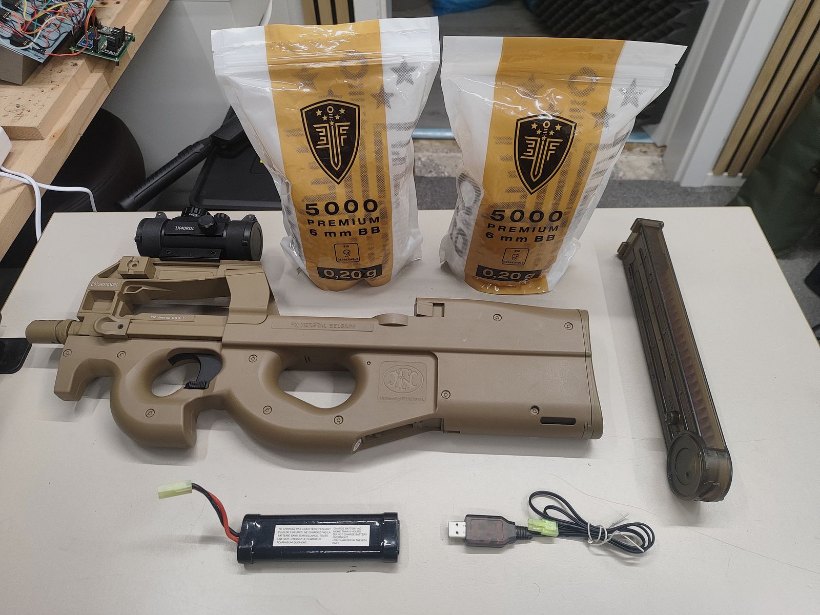 GSG FN P90 Maschinengewer Softair 6mm BB
