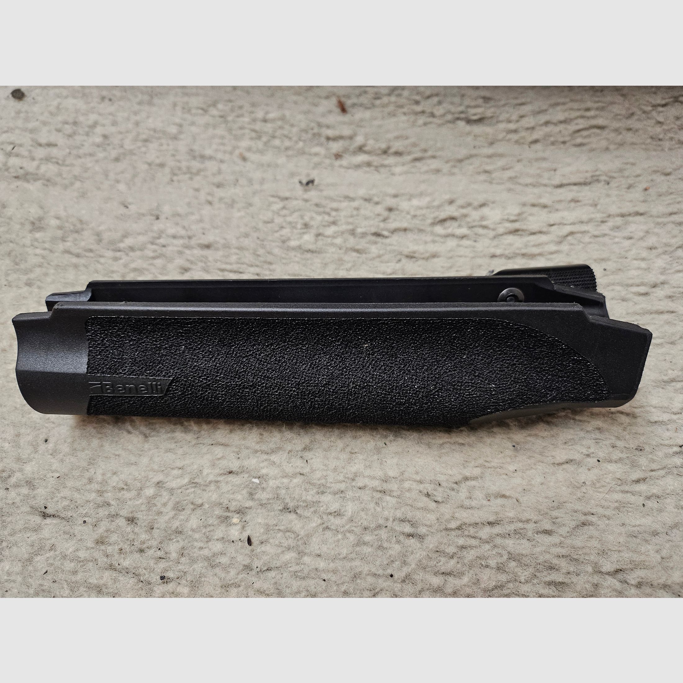 Benelli M2 Vorderschaft von Taran Tactical Innovations    Match Saver   Last Round Kit