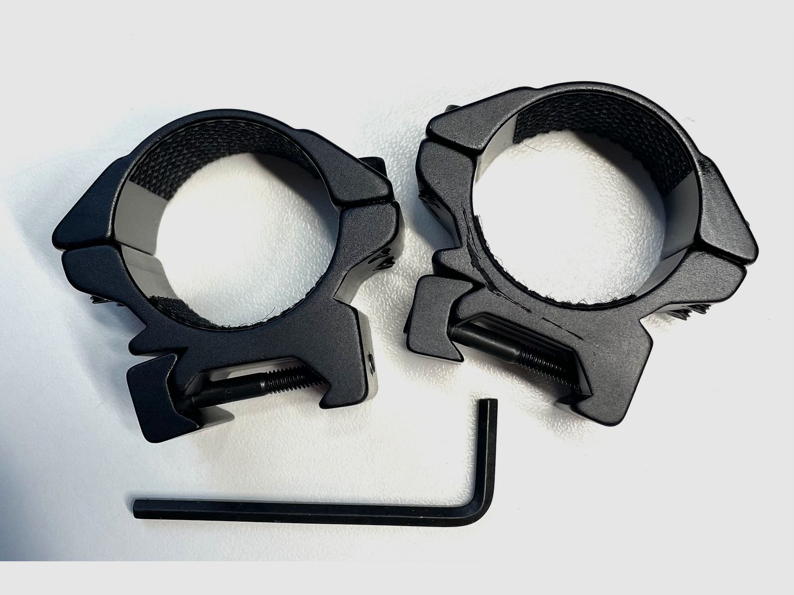 Aussteller HAWKE 22115 30 mm Ringmontage Niedrig für Weaver Schiene Zielfernrohr-Halterung V411