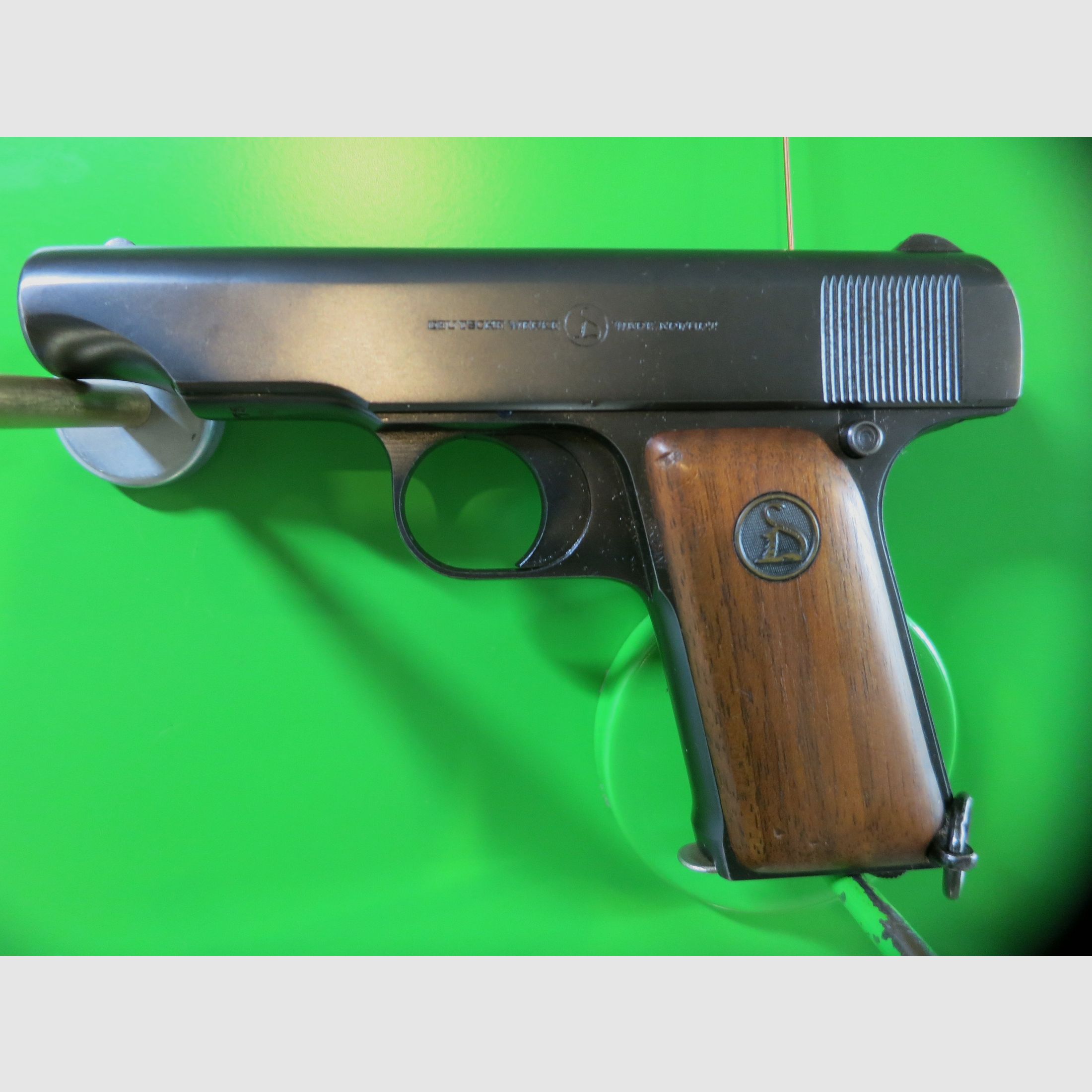 Ortgies; Deutsche Werke Erfurt; 7,65 Browning Polizeipistole Wehrmacht      #47-