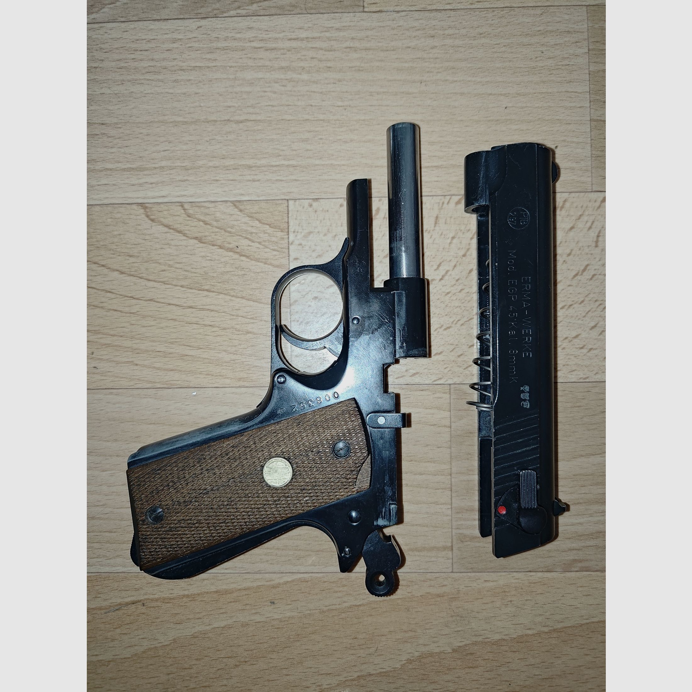 EGP 45 Erma 