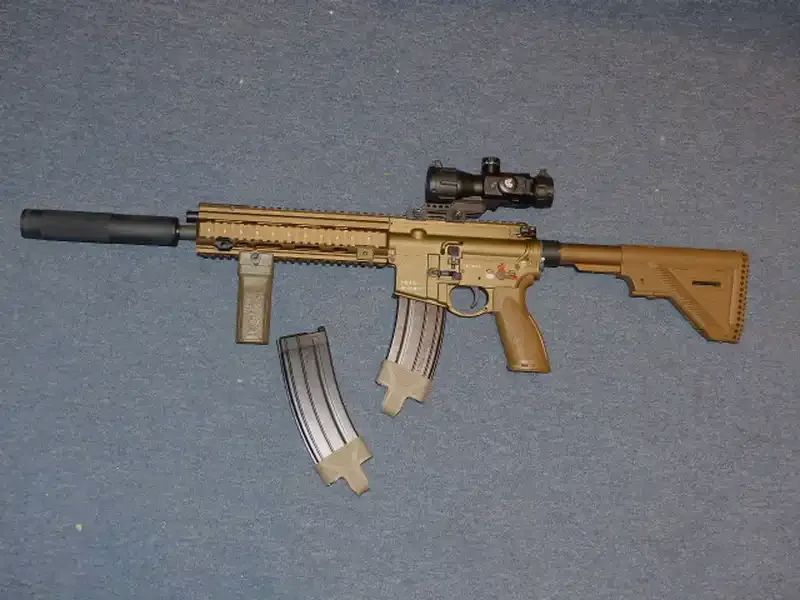 Heckler & Koch HK416 A5 Gen. 3 GBB, kal. 6mm RAL8000 met accessoires