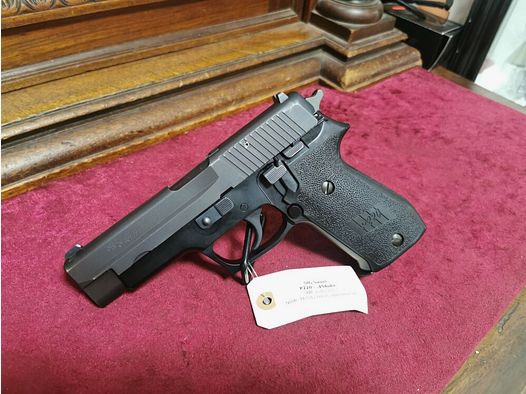 Sig Sauer P220