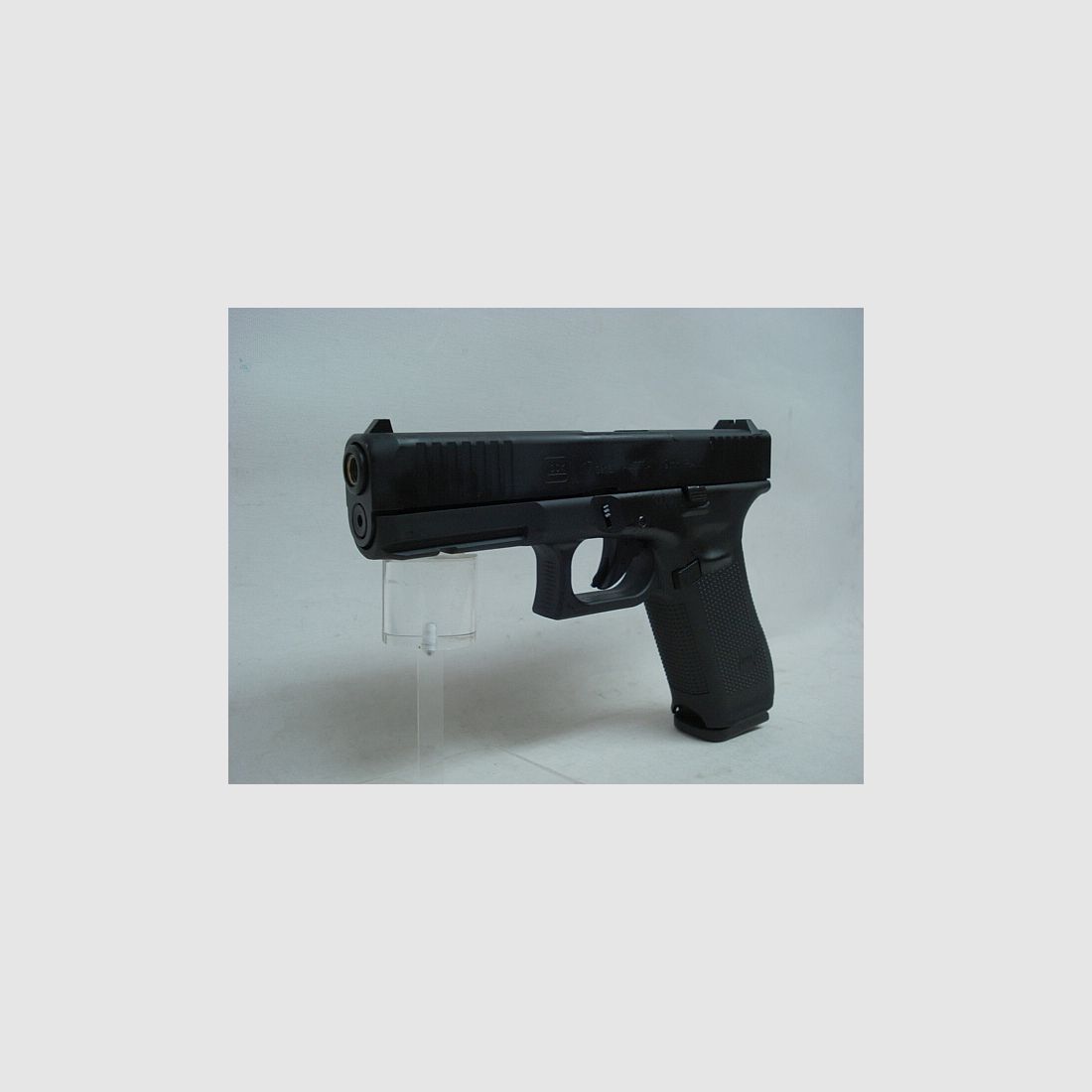 17 Gen5 Kal.9mm P.A.K. - 17 Schuss