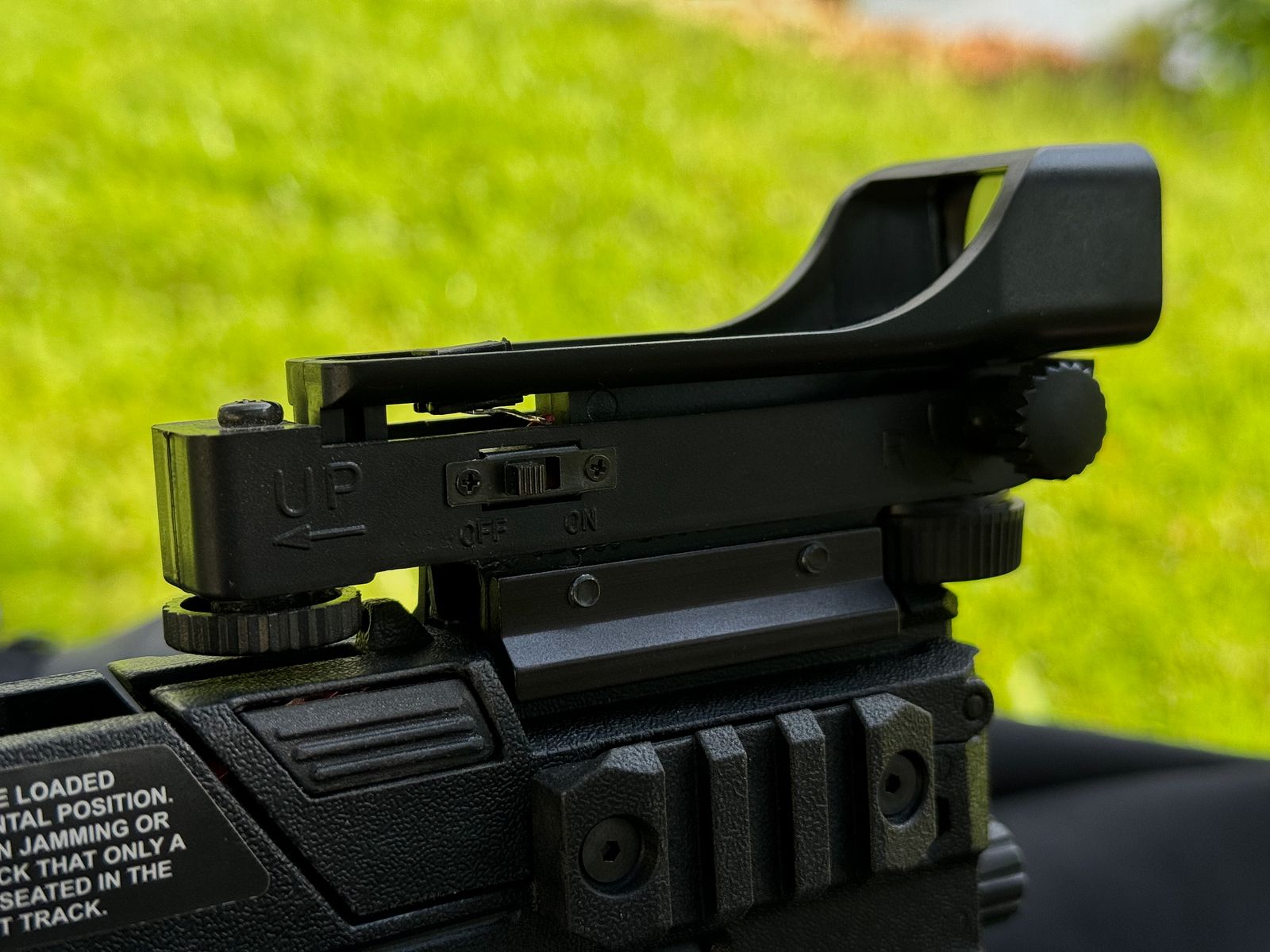 Ultrakomplettpaket EK Archery Vlad Repetierarmbrust mit 8 Schuß Magazin, Tasche, 30, 60 und 90 lbs Bogen, 6 Speadloader, Reddot, Ersatzsehenen, Pfeile usw.