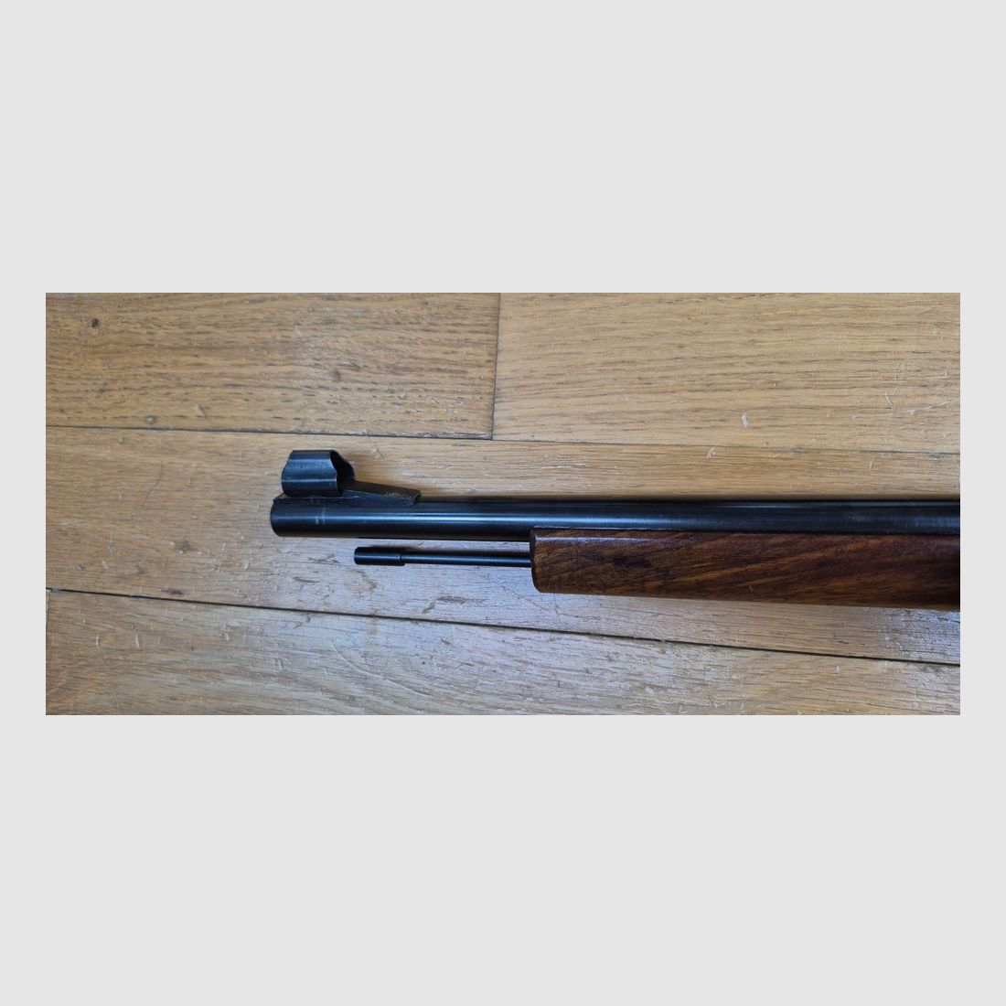 Rara carabina da allenamento Heym 52 – Arma simile al modello "Police 1952" – Cal. .22 LR – Produzione molto limitata da parte di Heym intorno al 1955 – Splendido legno di noce – Cinghia originale – Quasi nuova – TBE++, immagine 30 di 30