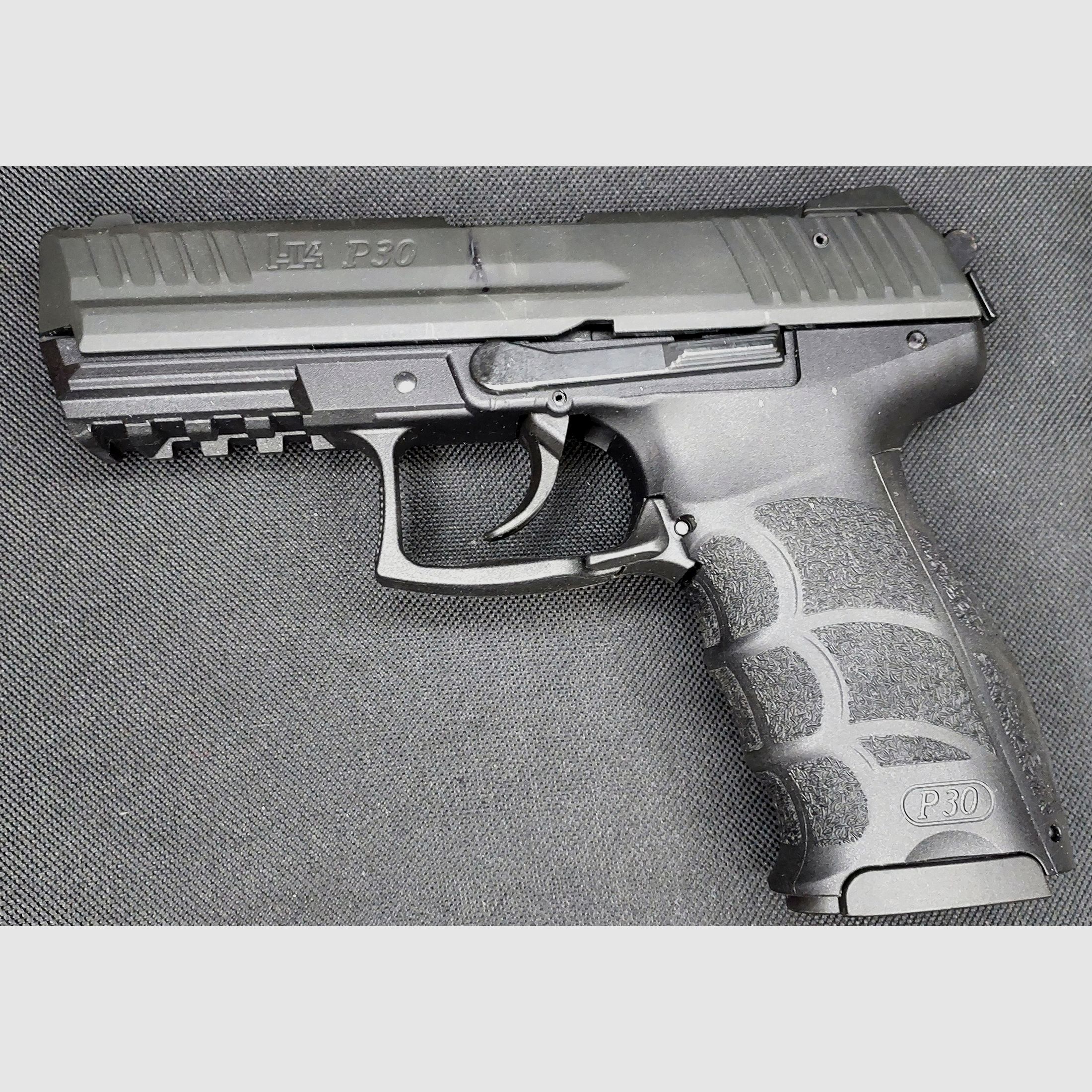 Heckler & Koch P30 Pistolet à blanc 9 mm P.A.K. brunie (PTB 912)