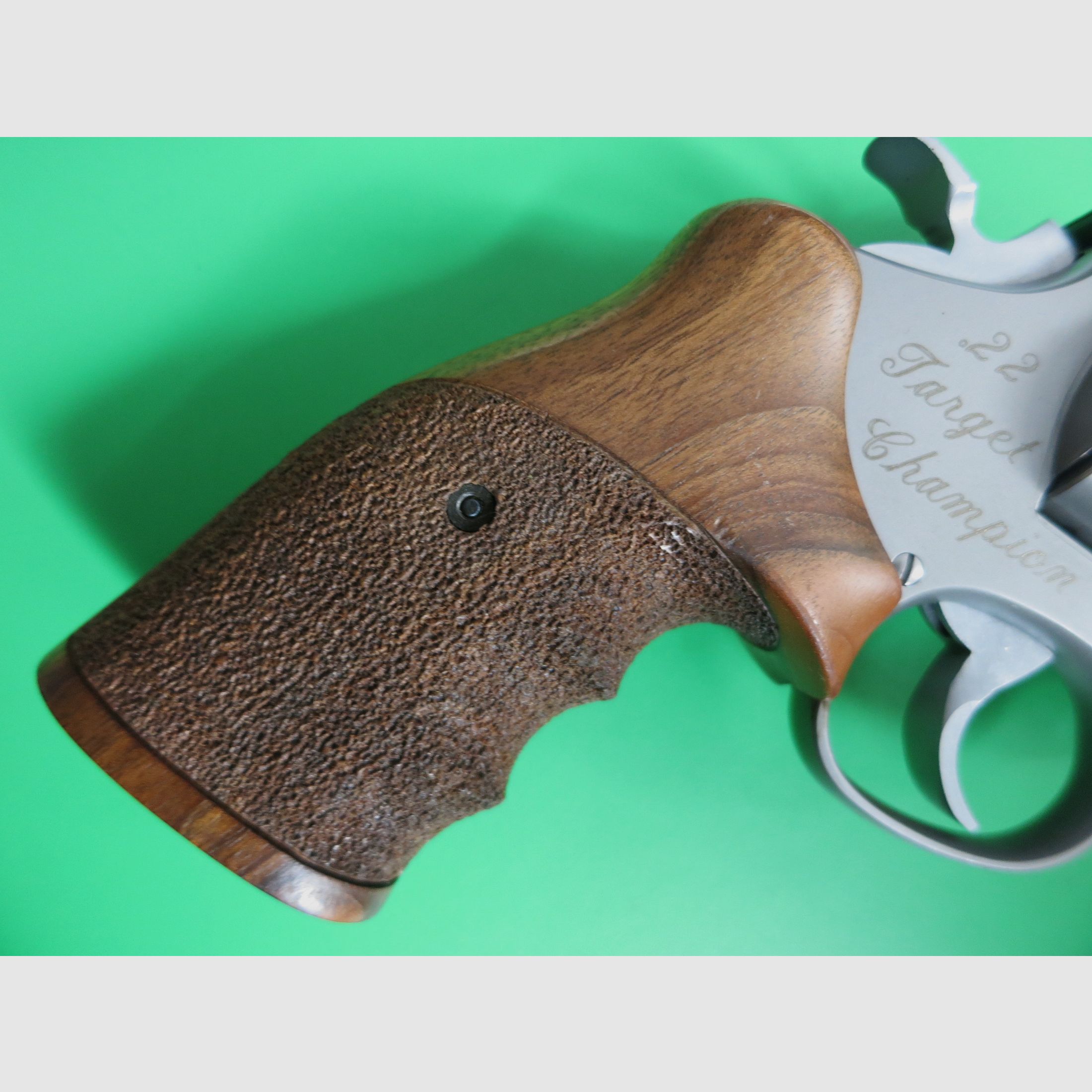 Revolver de sport, revolver de tir Smith & Wesson, modèle 617, 22 Target Champion, .22lr + poignée de sport #85