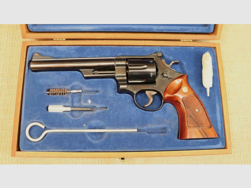 Smith & Wesson 29-2 .44RemMag