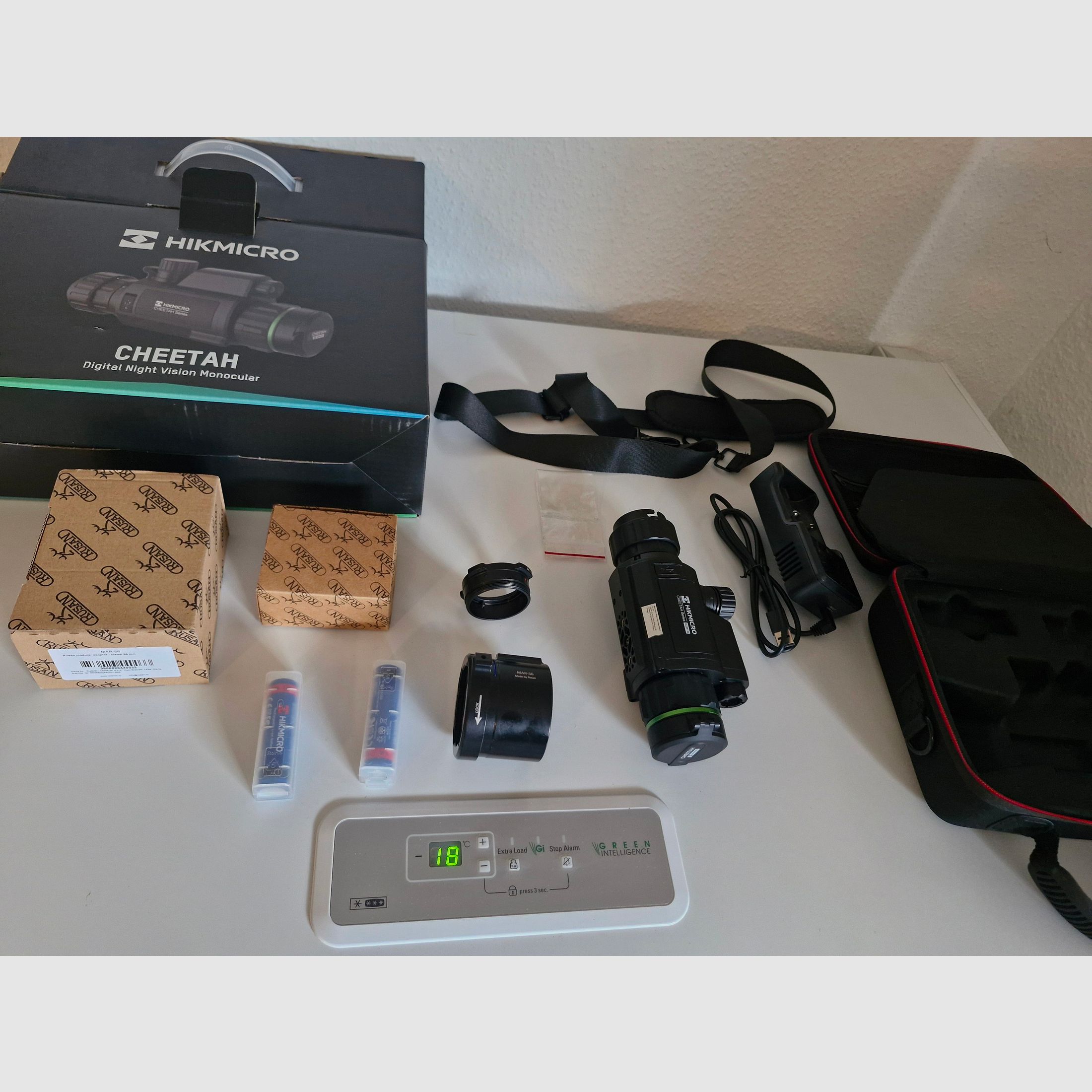 Neuwertiges Hikmicro Cheetah 940nm mit passendem Rusan MCR Konnektor und MAR Klemmadapter 56mm