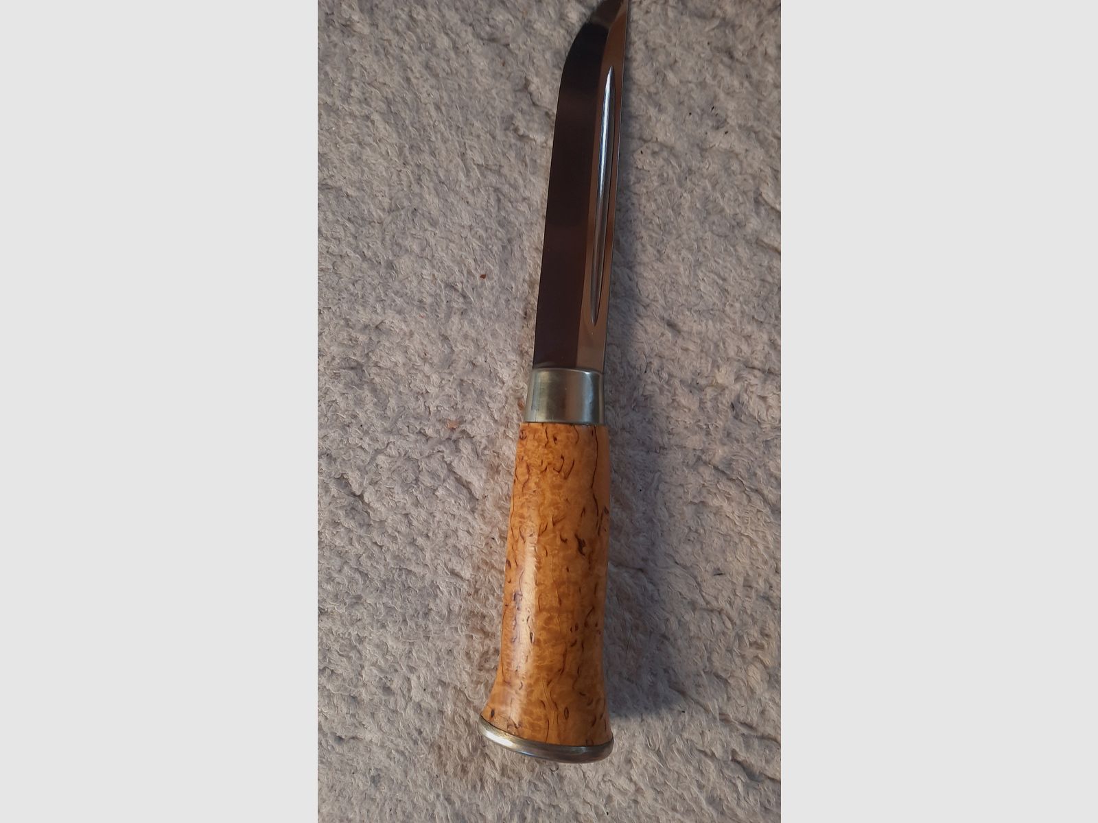 Bellissimo coltello da caccia e da esterno Kauhava dalla Finlandia. PUUKO Messer