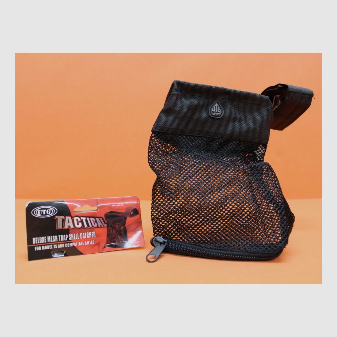 UTG - Leapers AR-15: Deluxe Mesh Trap Shell Catcher (PVC-SHL16)/ Sacchetto raccoglitore di bossoli nero con velcro