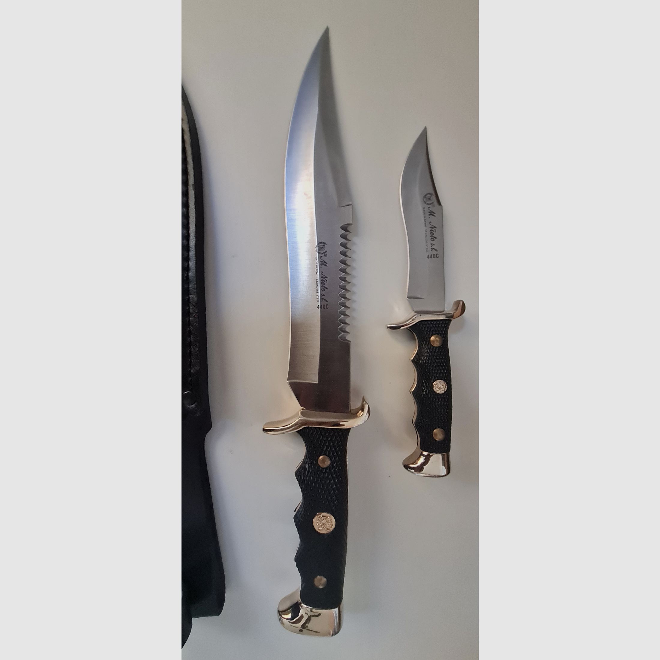 Set di coltelli da caccia con due coltelli
