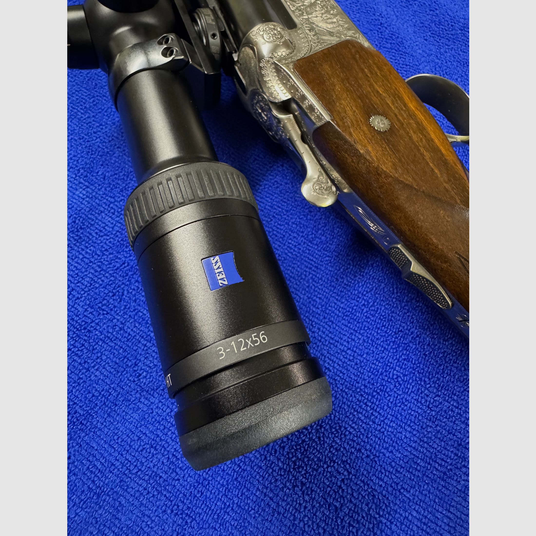 Merkel Doppelbüchsdrilling DR 961L con visor ZEISS Victory HT 3-12x56