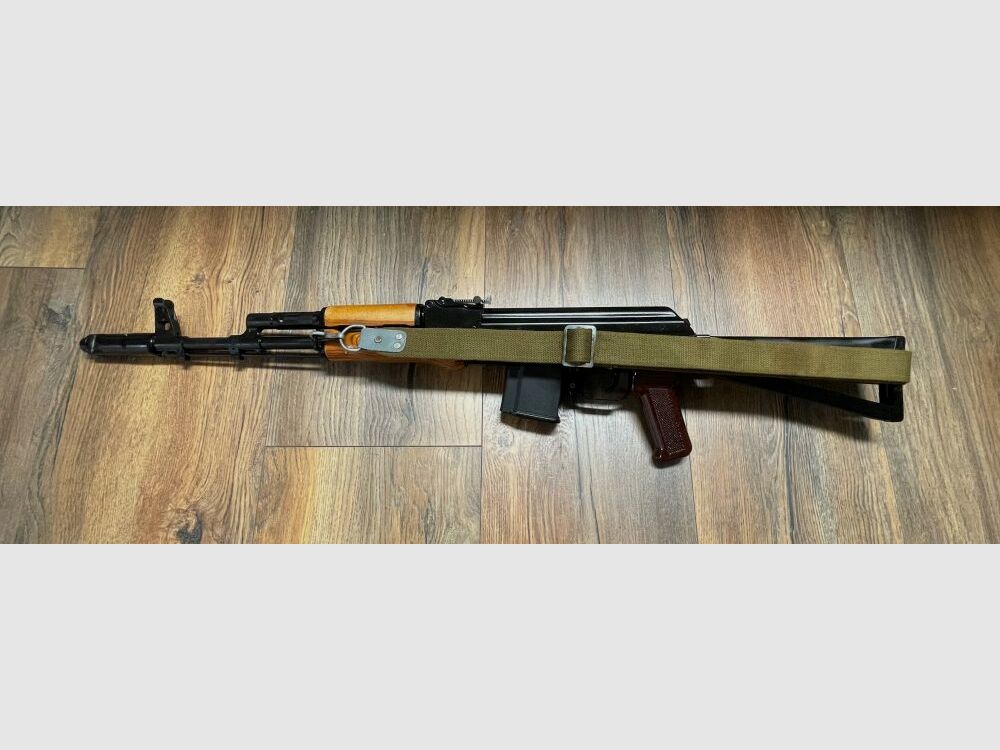 MGBs modèle spécial Izhmash Saiga MK 102 Retro - carabine semi-automatique .223Rem homologuée pour le sport ! - avec crosse pliante ! - version civile - système AKM AK47 AK74