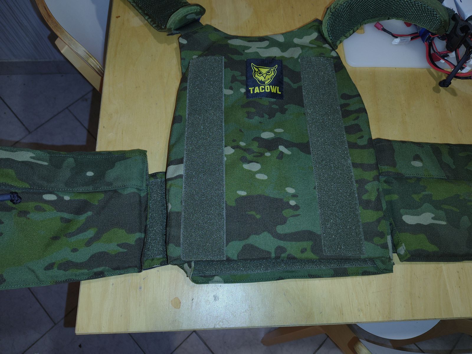 Tacowl ALFA Tactical Quick Release Plattenträger Klon