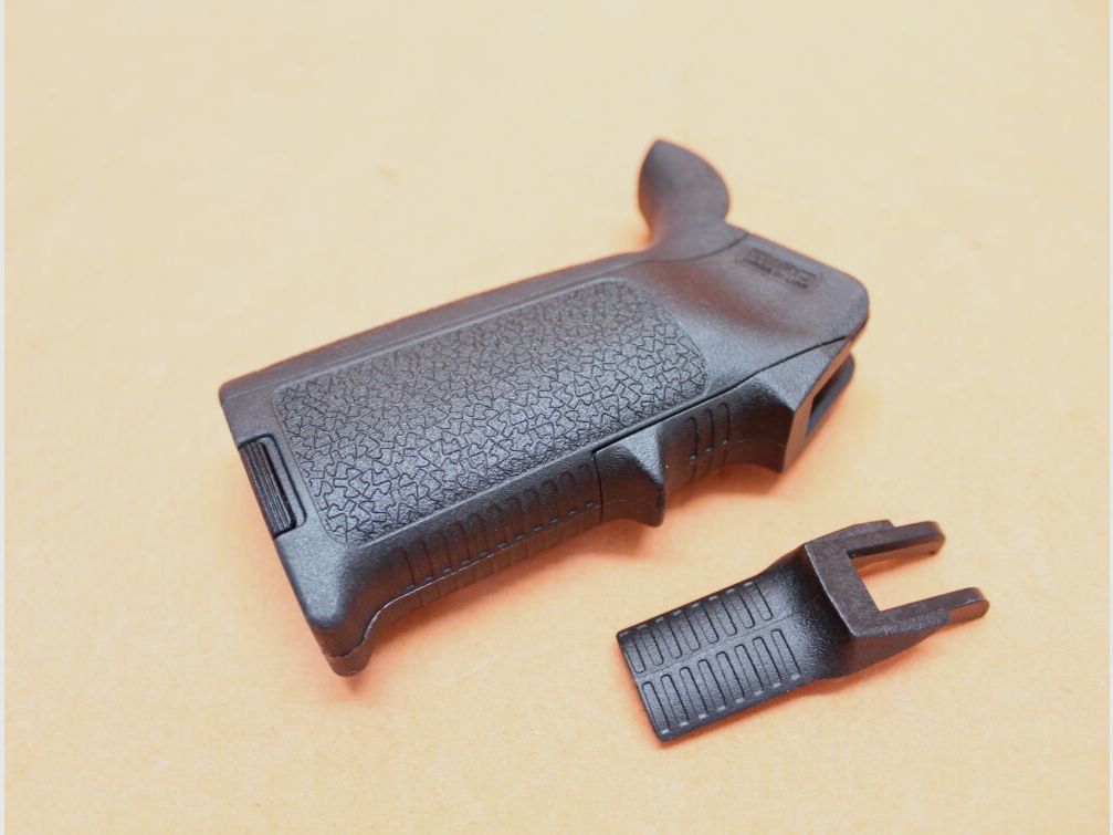 Magpul AR-15 : Poignée de pistolet Magpul MIAD (MAG520-BLK) Kit de base modulaire en polymère noir