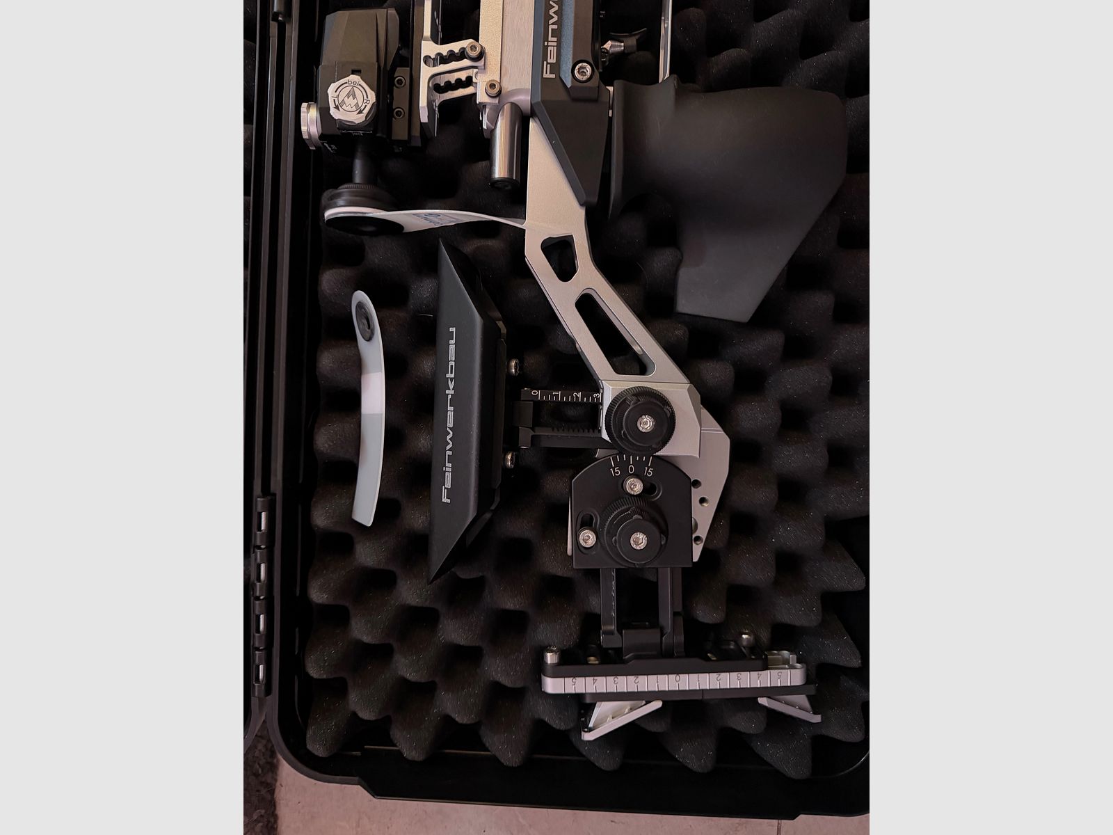 Feinwerkbau 800 Alu Silber/Sch Schaftkappe Comfort-Line / Grifgröße M