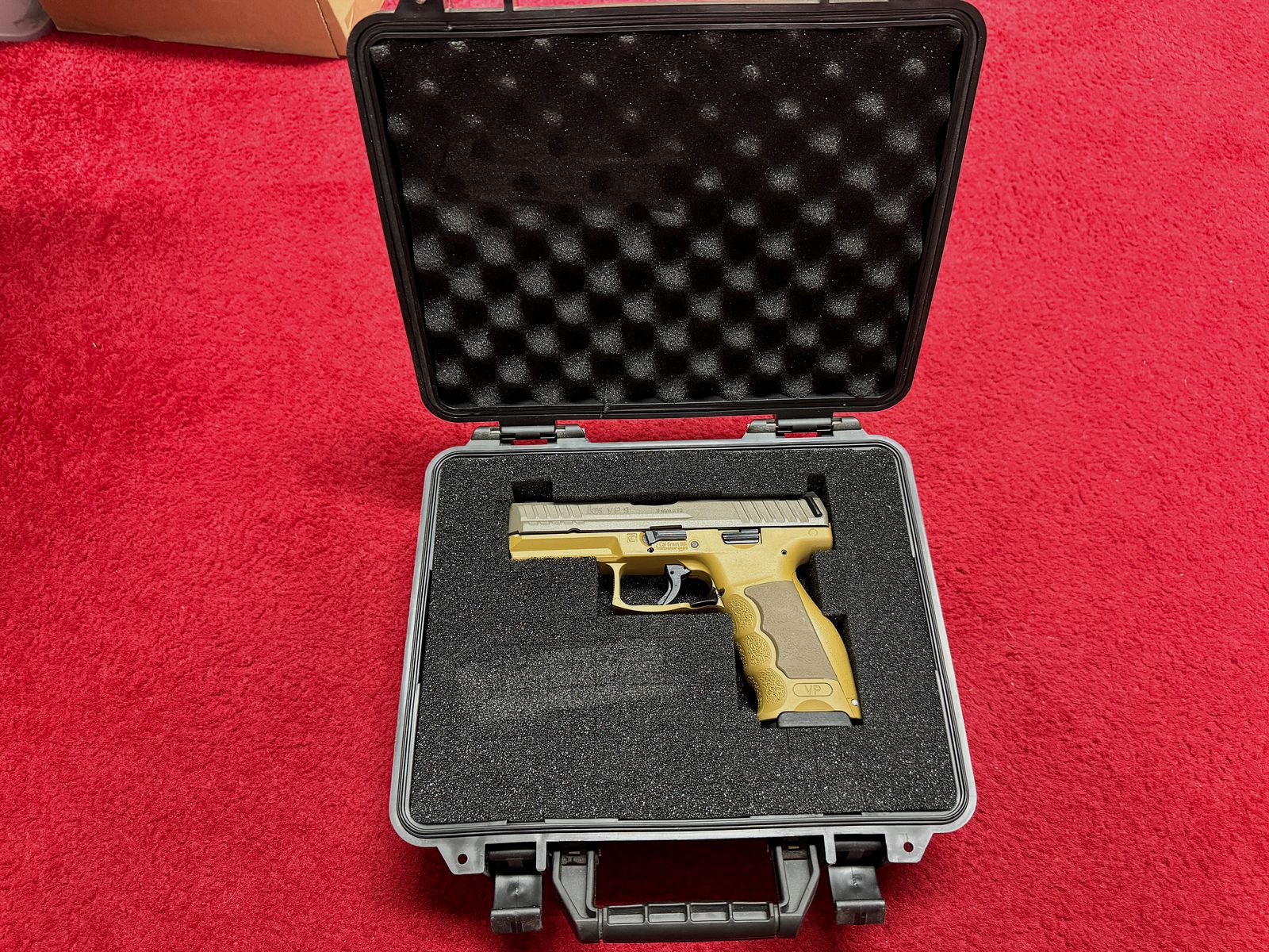 VFC H&K VP9 Airsoft GBB Pistole 6mm mit Koffer Defekt !!!!