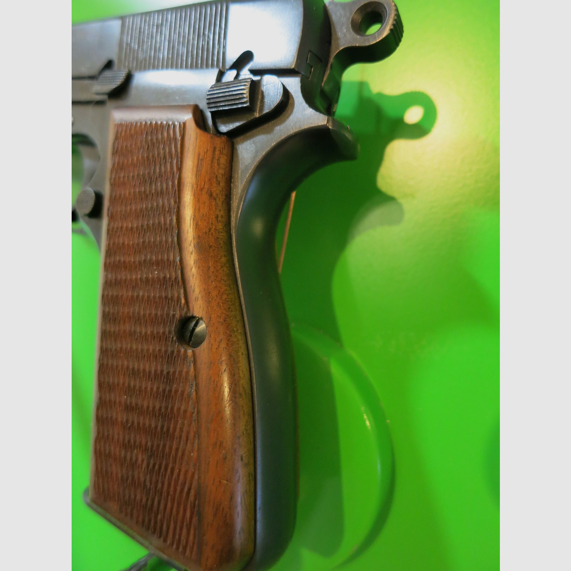 Fabrique Nationale Herstal, FN Browning HP (High) Hi-Power     #49-