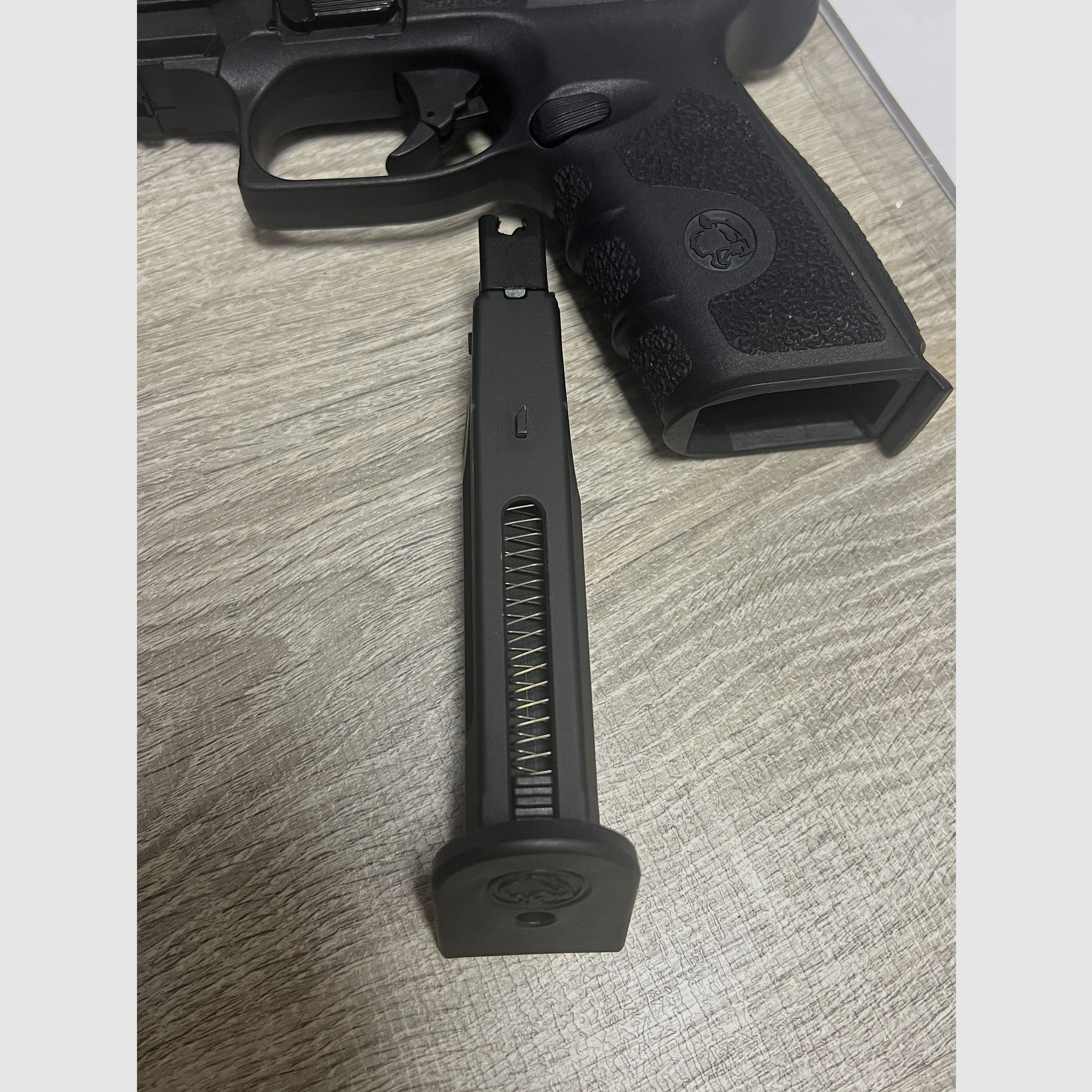 ICS BLE XFG GBB Airsoft 