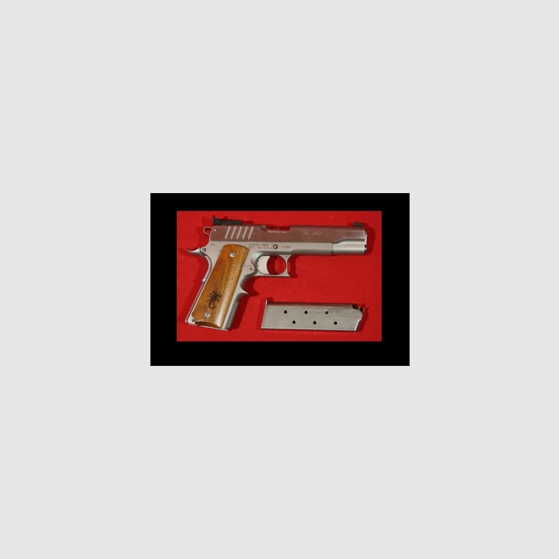 Weapons-Schmidt 1911