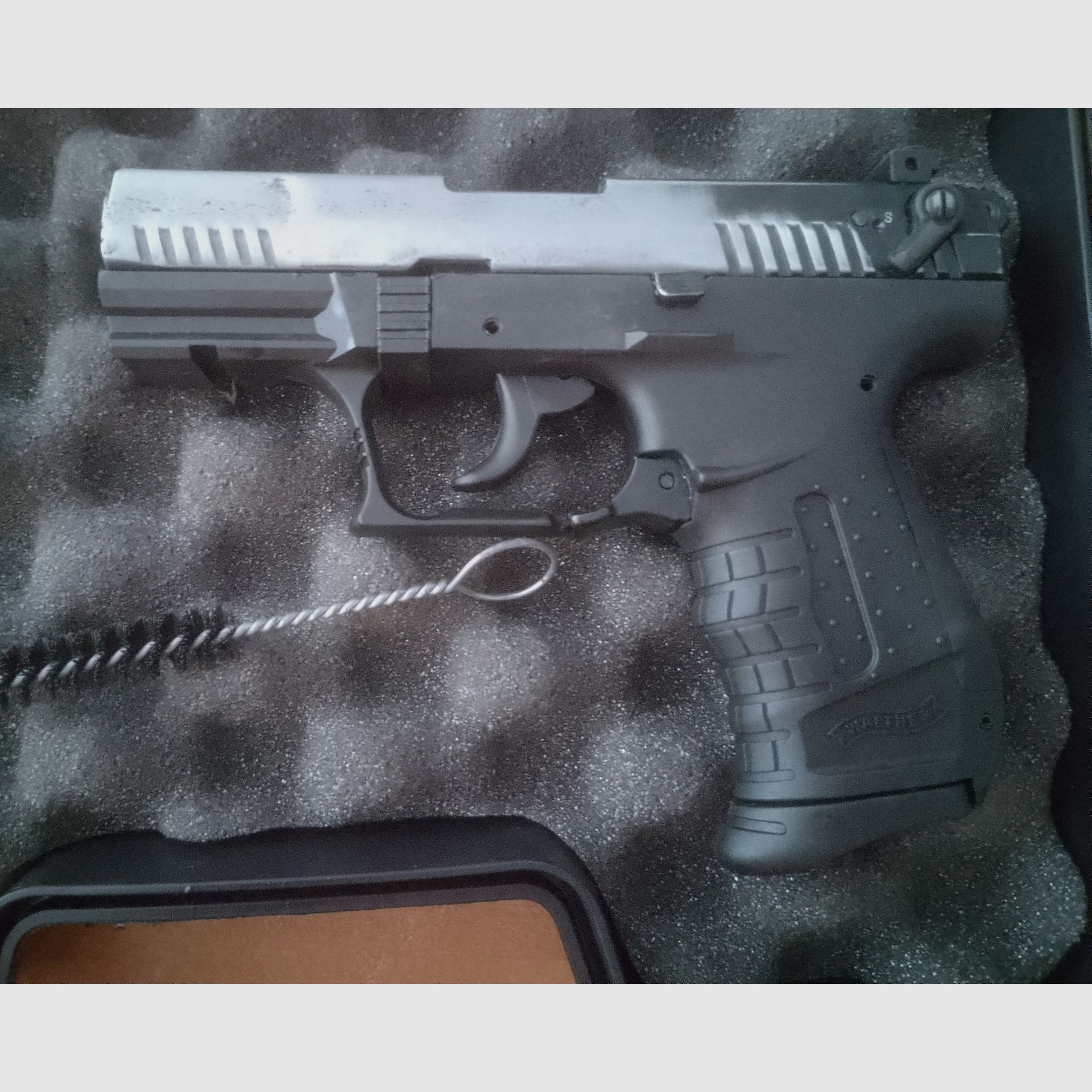 Walther P22 im PTB 778, Schreckschuss cal. 9mm PAK mit Verpackung!